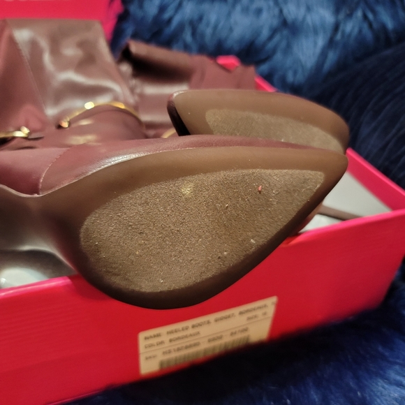 Ladies Burgandy High Fashionable Boots - Picture 9 of 16